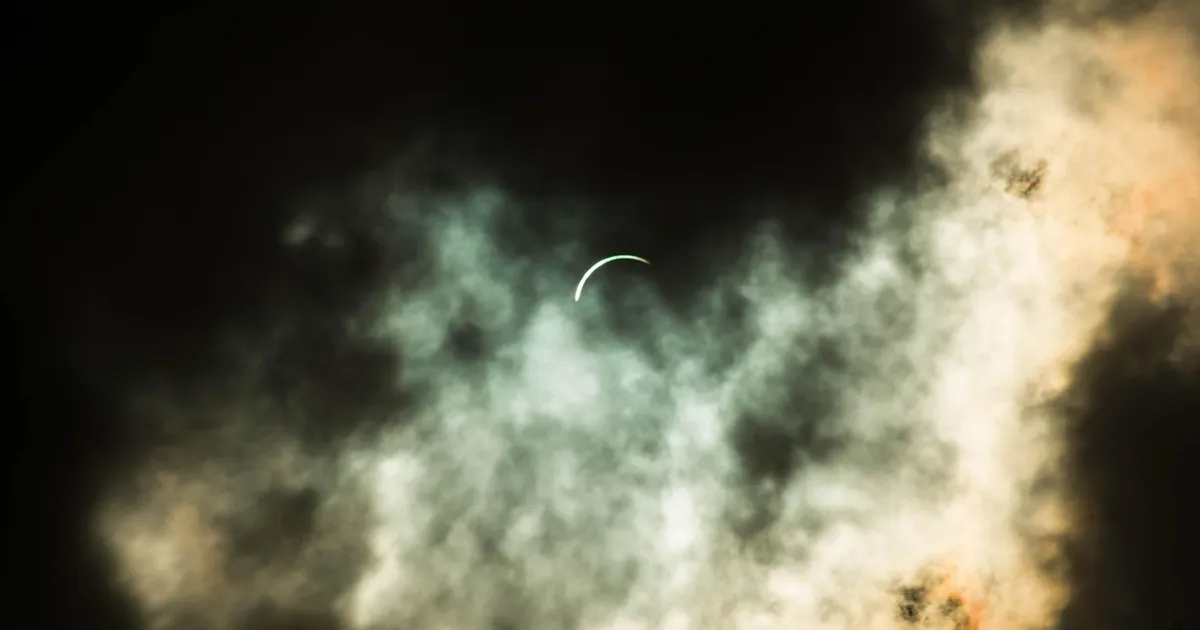 Mercury conjunct Neptune: thinking in pictures