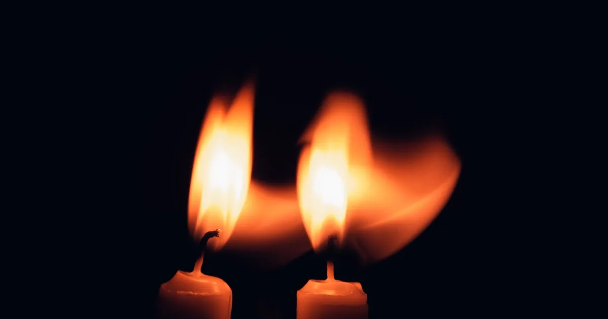 Moon conjunct Pluto: feelings that run at full depth