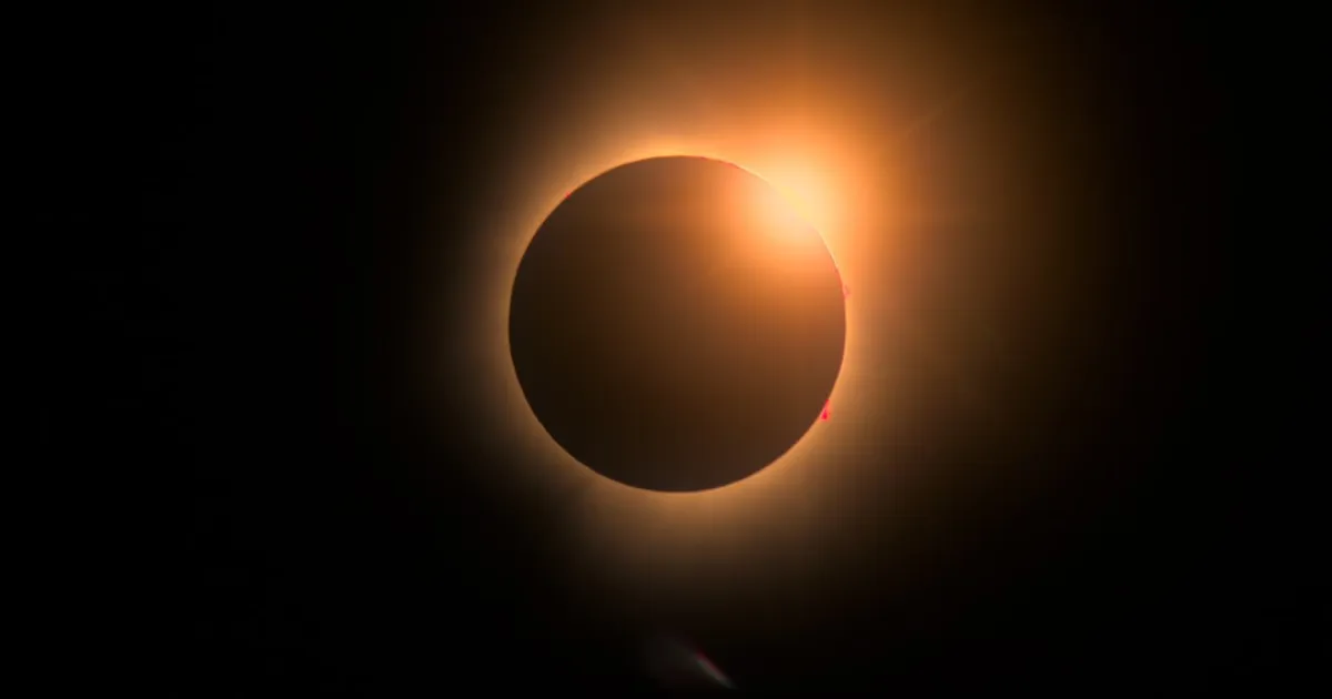 Transit Saturn conjunct natal Sun: carrying more weight and finding out what you are made of
