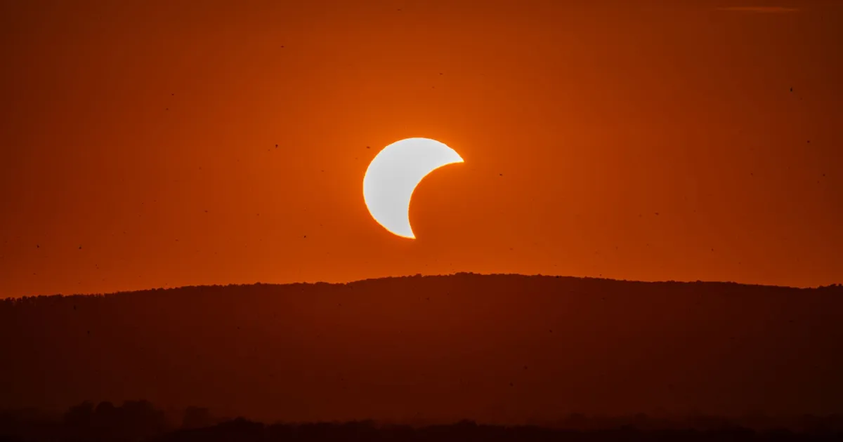 Sun conjunct Uranus: original by default